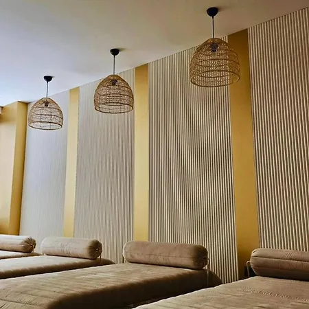 Stunning Luxury With Pool And Security Lägenhet *