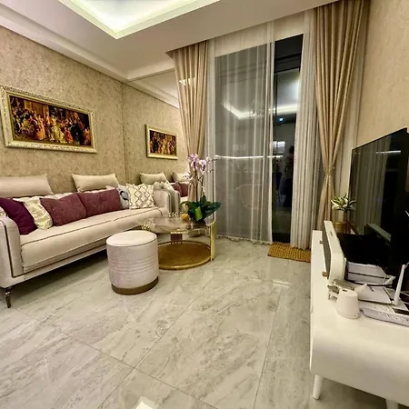 Daire Stunning Luxury With Pool And Security *